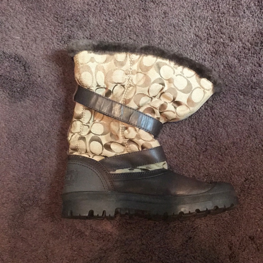 Boots - Picture 2 of 2